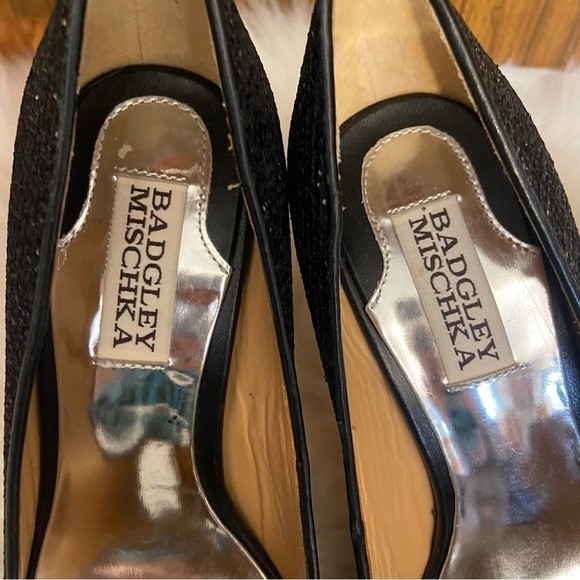 BNWOB Badgley Mischka Humble black sparkle peep toe heels in size 6 - Picture 4 of 11